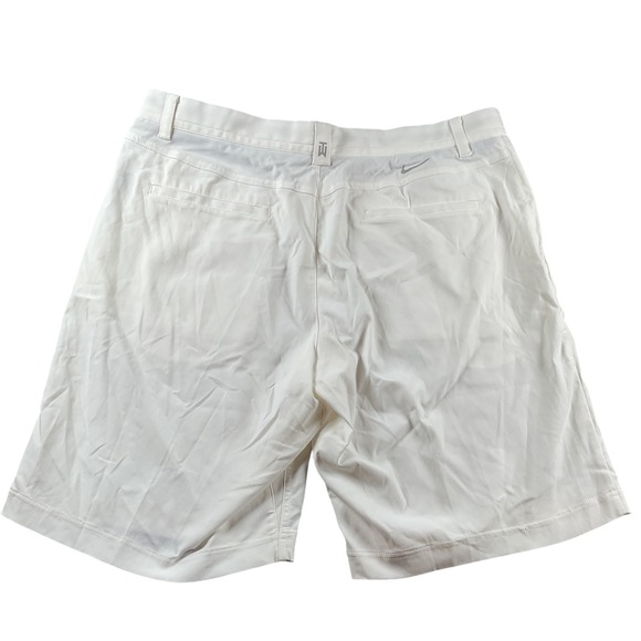 Nike Other - NEW Nike Tiger Woods Collection Mens Golf Shorts White Standard Fit Size 36